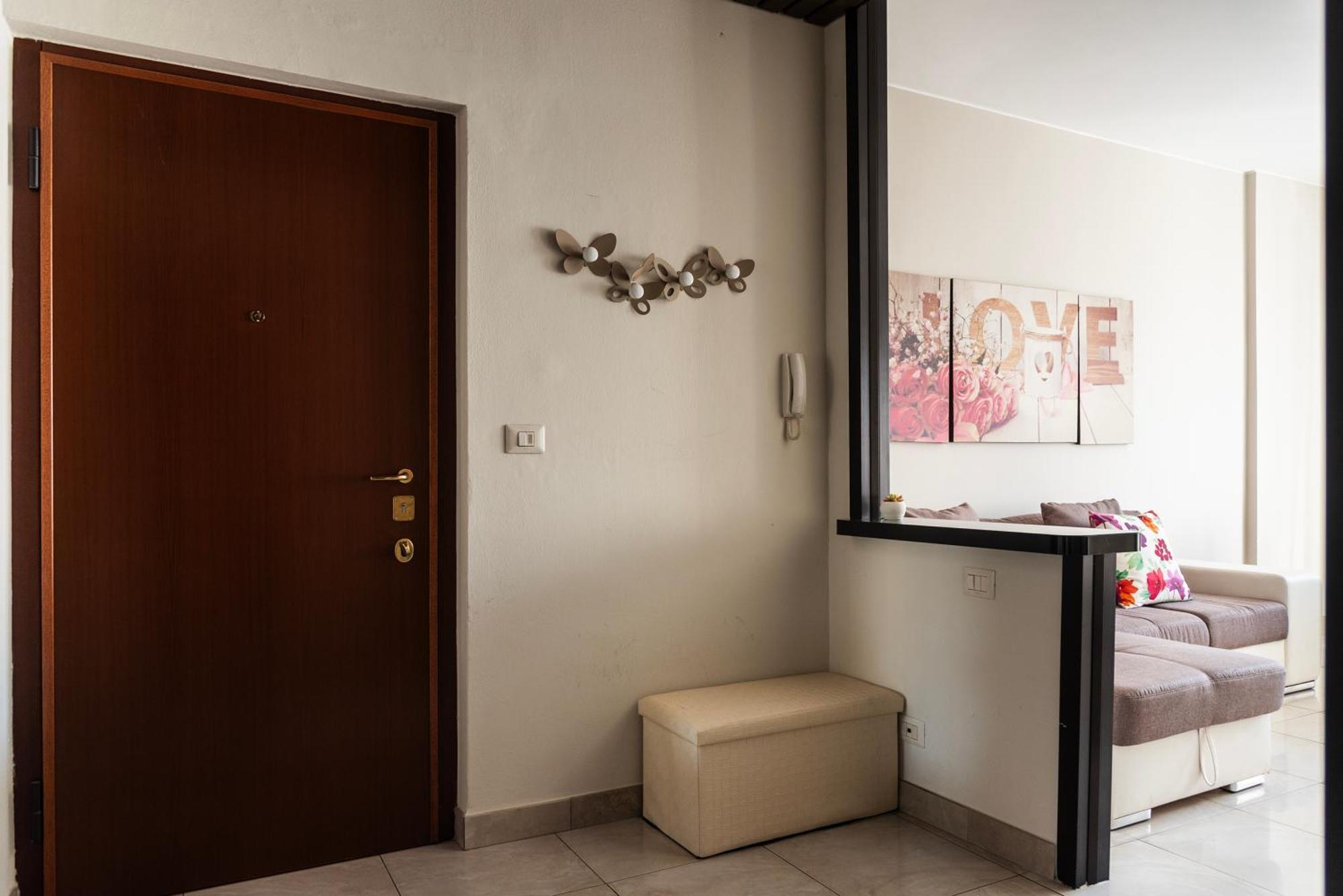Apartment Youhosty - Populonia 10 Milan